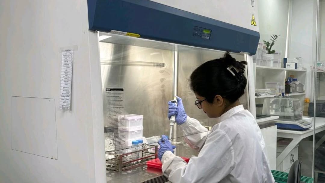 Meet the team behind our single cell genomics research at CHRF! CHRF is actively harnessing sing (1)