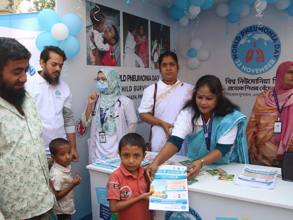 This year, the Child Health Research Foundation (CHRF) observed World Pneumonia Day through a se (6)